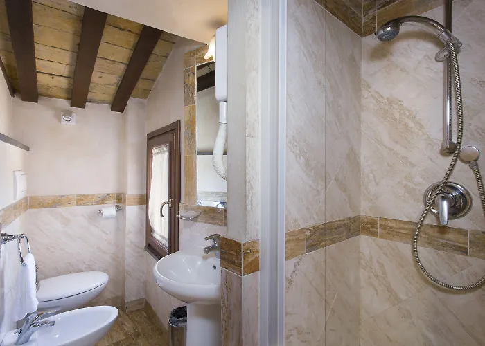 Hotel Teatro Pace 3*