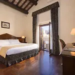 Hotel Teatro Pace 3*
