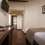 Hotel Teatro Pace 3*