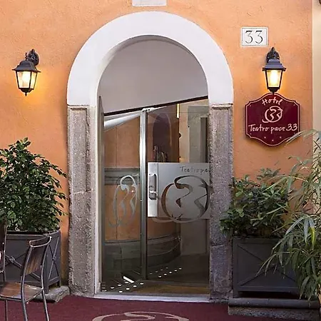 Hotell Teatro Pace 3*
